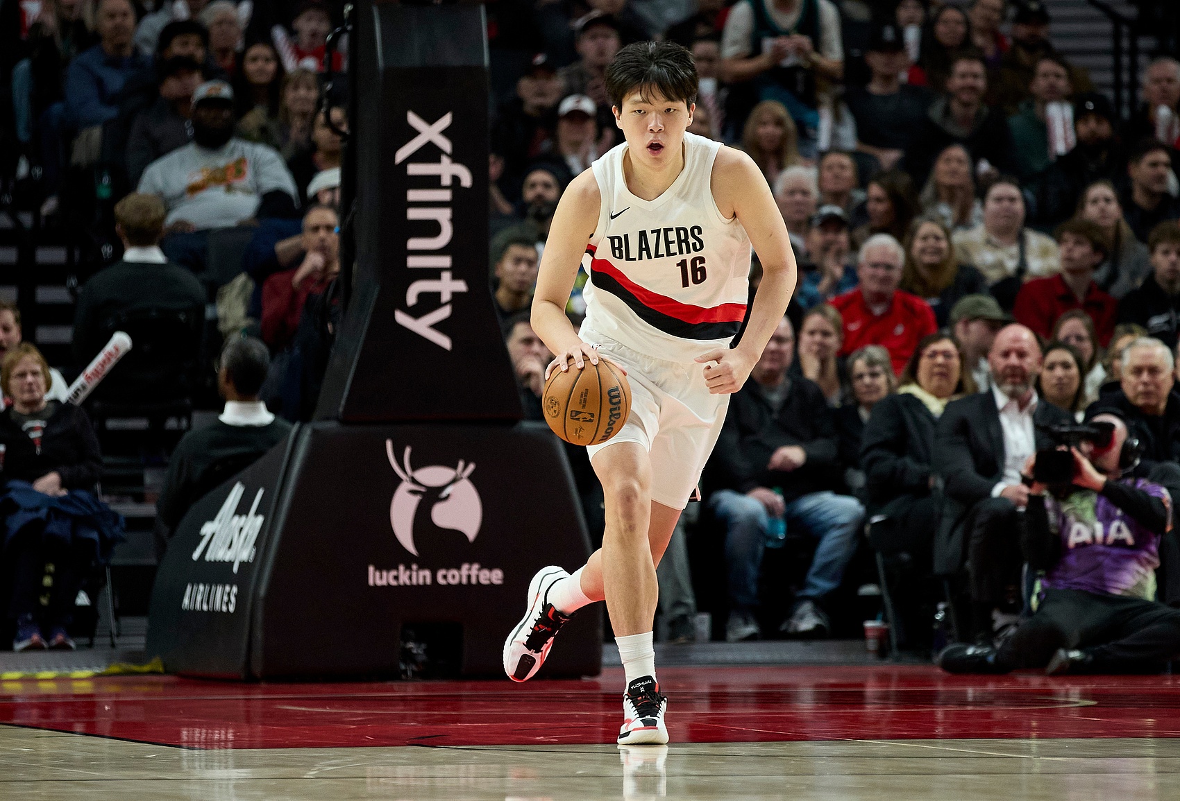 开云体育-队记：虽然杨瀚森不能带来很多帮助 但至少没拖后腿 这就是进步